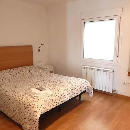 Daire Pedret Gran Apartamento *